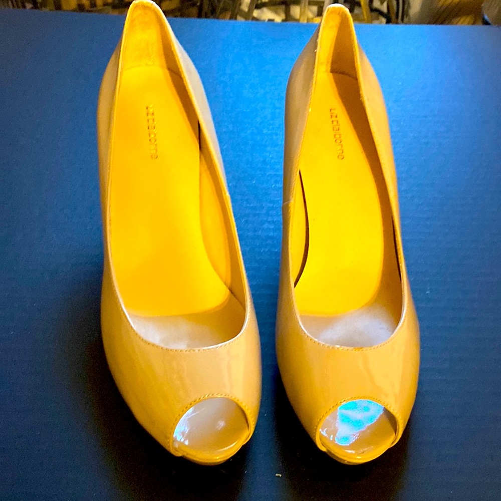 Liz Claiborne Peeptoe